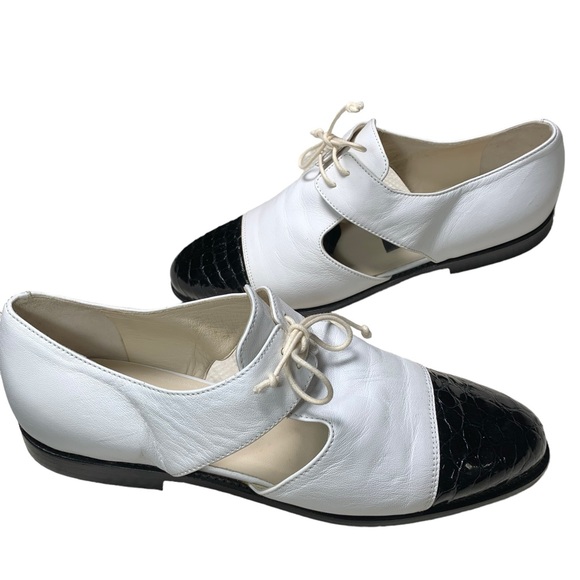 Bally, fine leather and Crocodile Flats - Picture 13 of 13